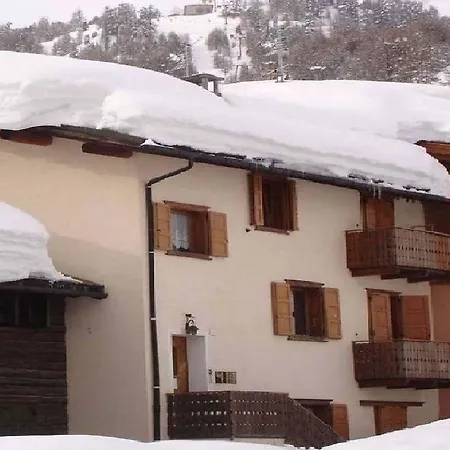 Baita Carosello Apt 4 By Livigno Accomodation Apartment
