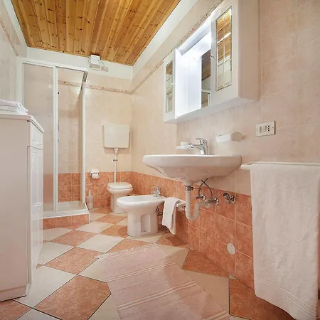 Apartment Baita Carosello Apt 4 By Livigno Accomodation *