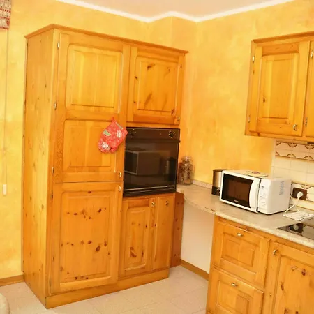 Baita Carosello Apt 4 By Livigno Accomodation Livigno